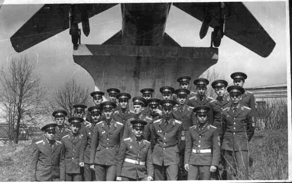 45 дивизия вдв кубинка. Двваиу низовцев. Кубинка вдв спецназ 45. 45 рота двваиу. Даугавпилсская военное авиационное училище.