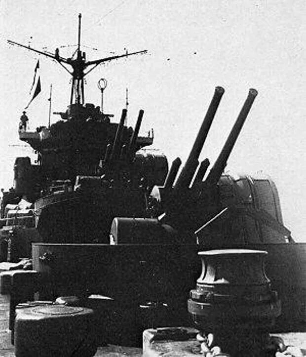 Только японские зенитные пушки все время. 127-Мм/40 Тип 89. 127 Мм орудие Тип 89. 127 Мм пушка Корабельная. 127 Mm Type 89.