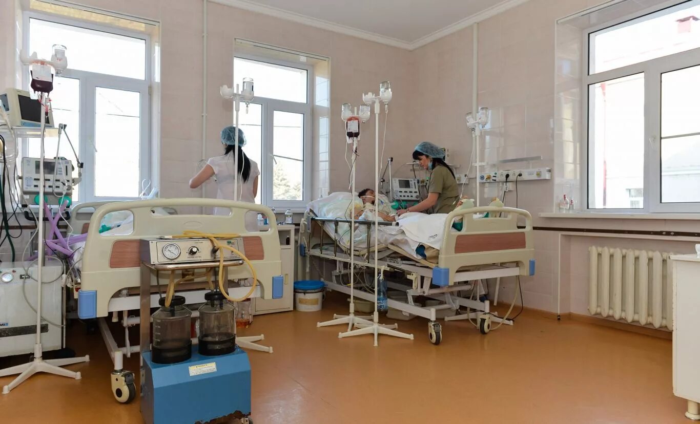 Сколько лежат в больнице с аппендицитом. Стол для больных панкреатитом в больнице. панкреатит реанимация. аппендицит госпитализация. в больнице с поджелудочной.