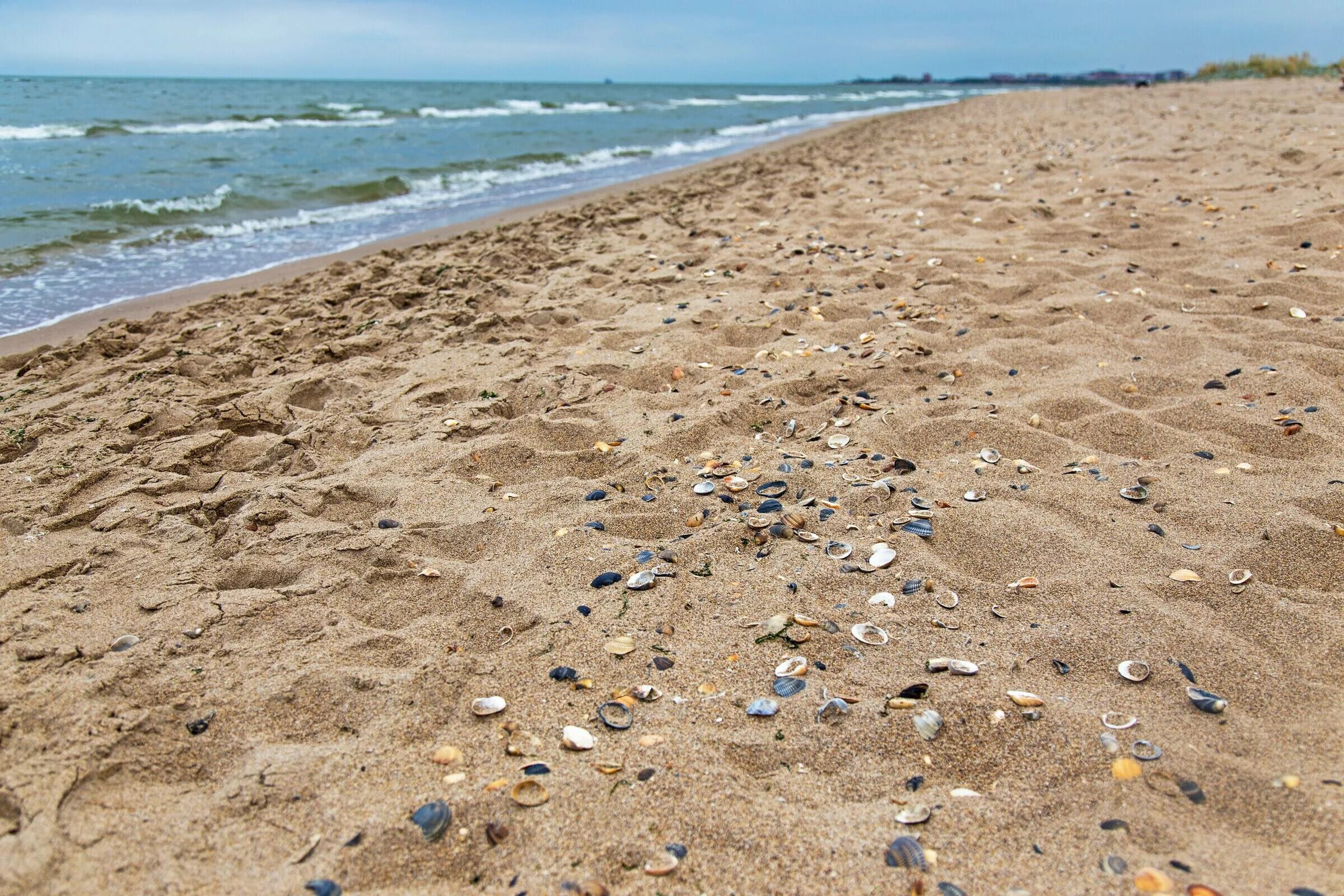 Каспийское море каспийск отзывы. Пляжи каспийска дагестан. каспийское море дагестан дербент. каспийское море каспийск. пляжи каспийского моря дагестан.