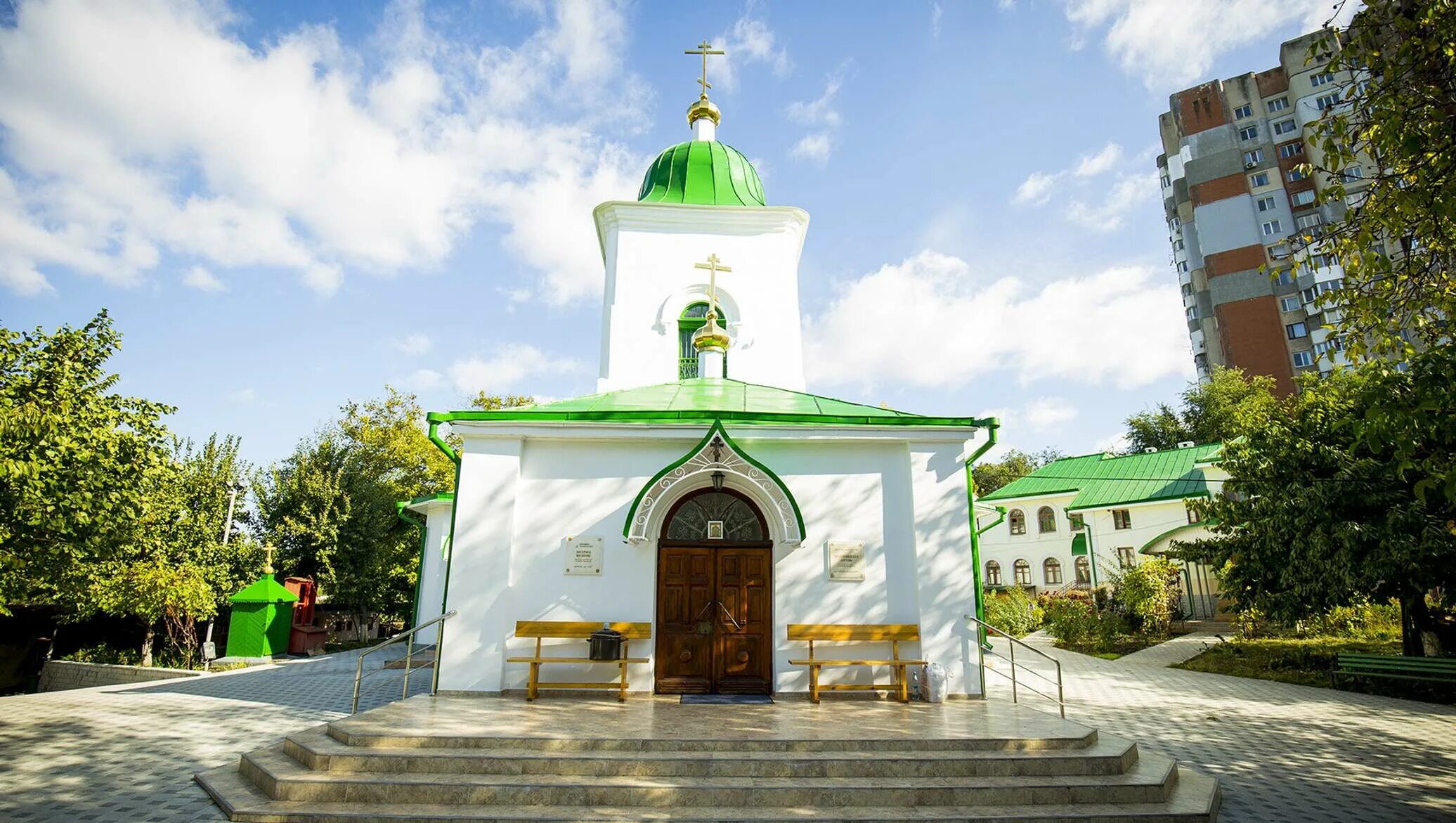 Куничи молдова. Мазаракиевская Церковь Кишинёв. Покровская (Мазаракиевская) Церковь Кишинев. Благовещенская Церковь (Кишинёв).