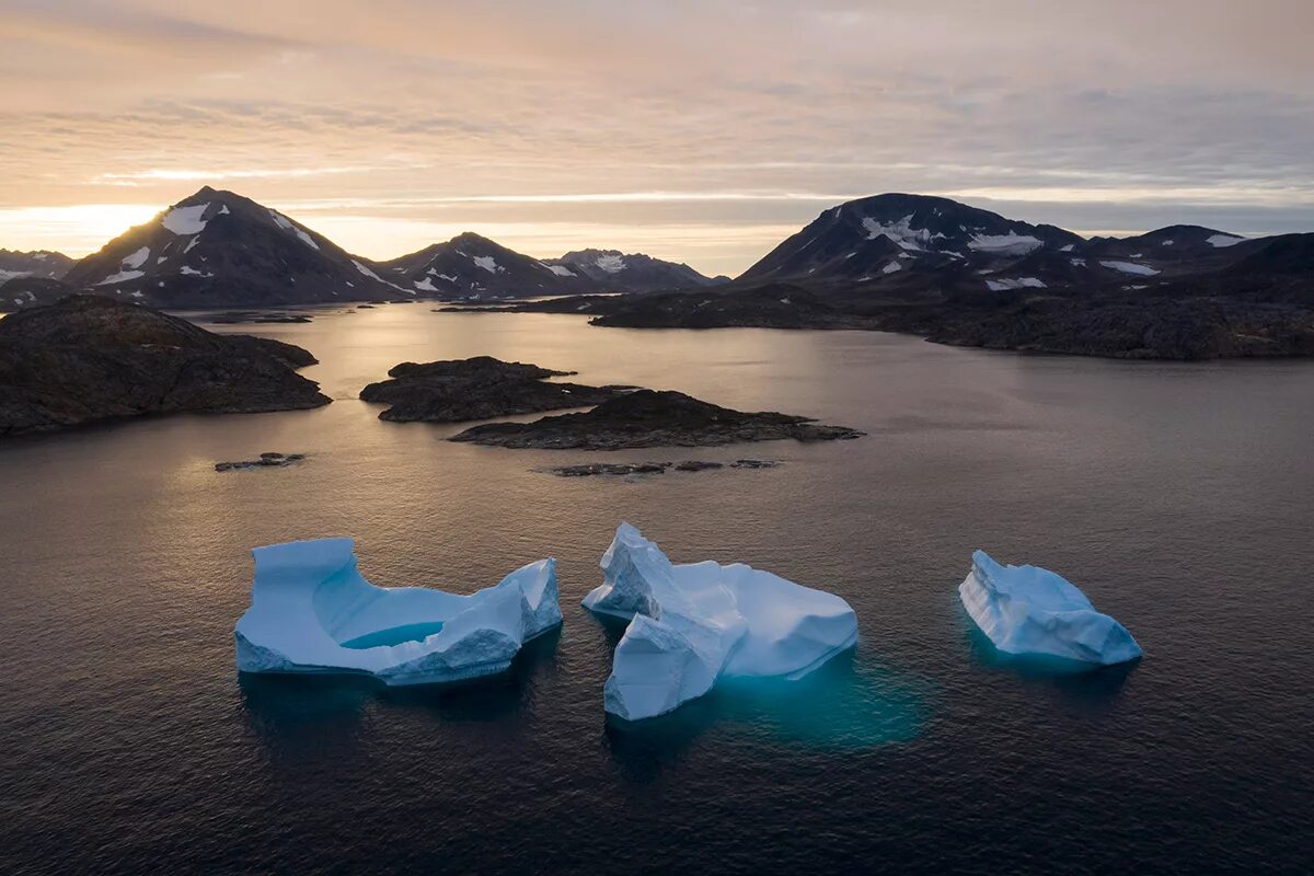 Гренландия ледник Антарктида Арктика Гренландия. Таяние льдов в Гренландии. Кулусук Гренландия. Гренландия таяние ледника.