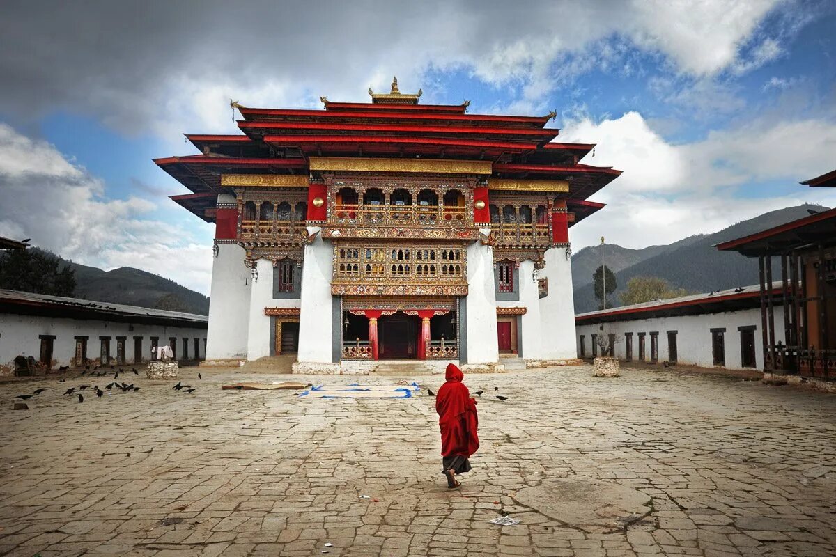 Королевство бутан (Bhutan). Тибетский храм Лхаса. Монастырь Гангтей-Гомпа. Бутан тибетский буддизм. Бутан состояние