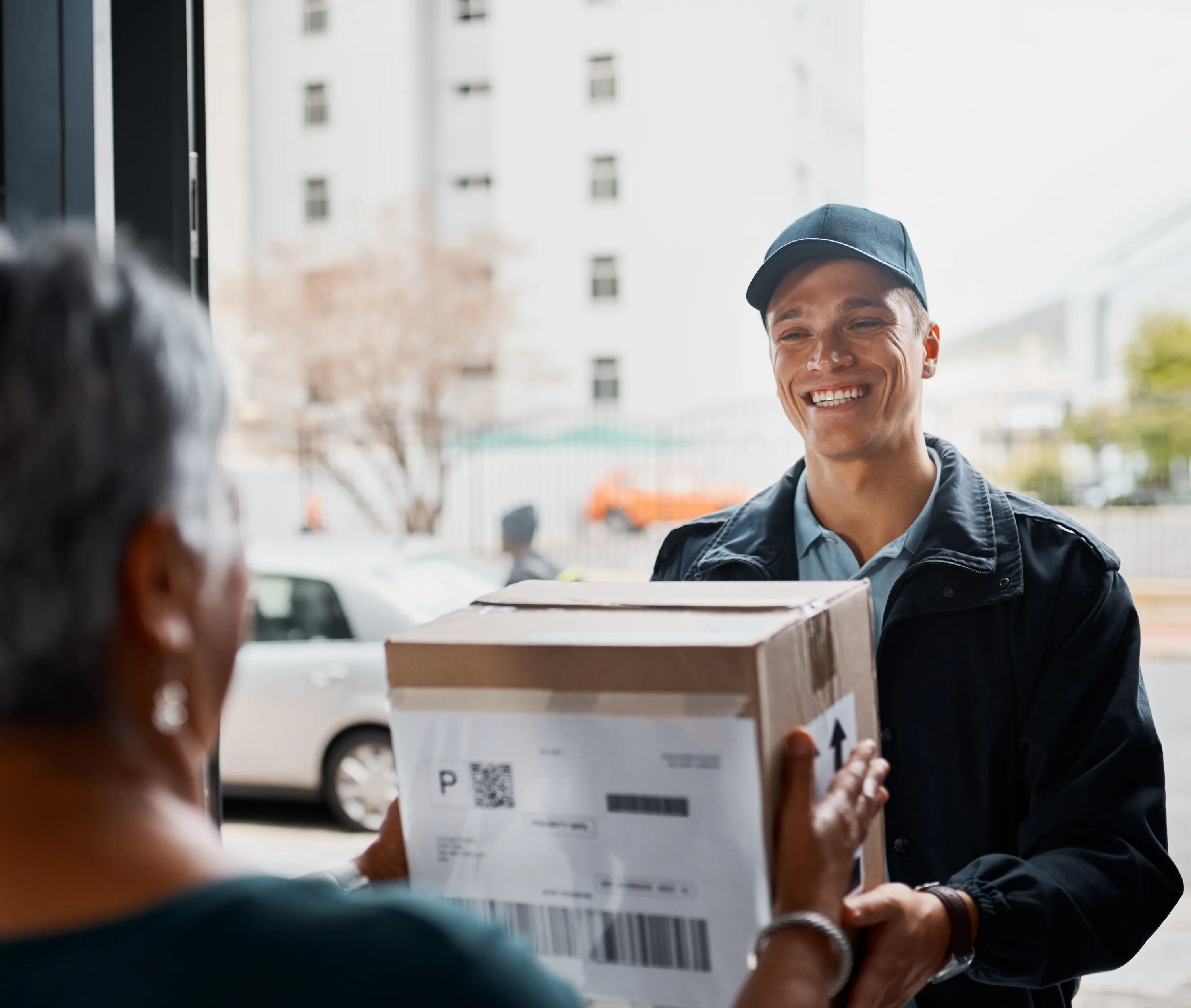 Delivering time. Доставим вовремя. Delivery time. Доставка вовремя. Доставка не вовремя.