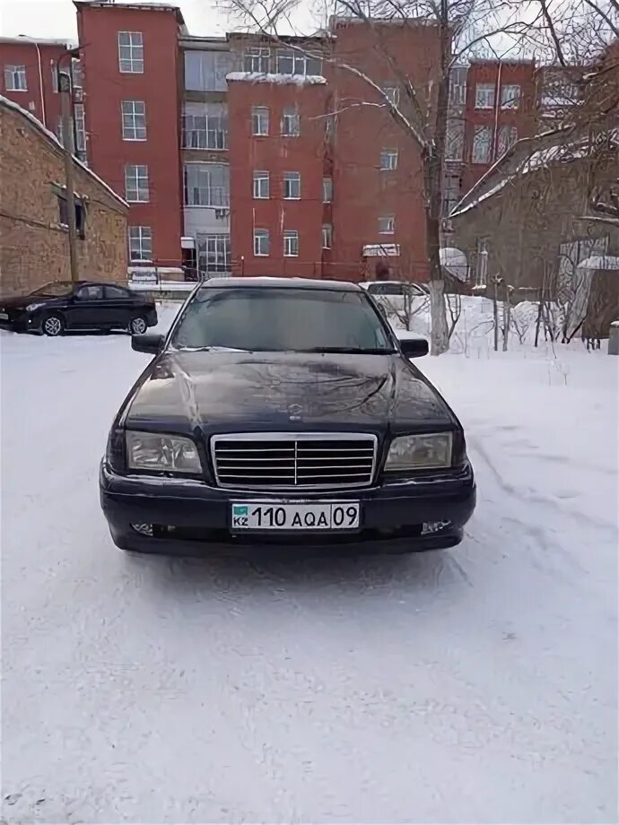 Mercedes-benz 200 1993. Мерседес караганды. Мерседес караганды. Мерседес 124 91 года. Мерседес караганды.