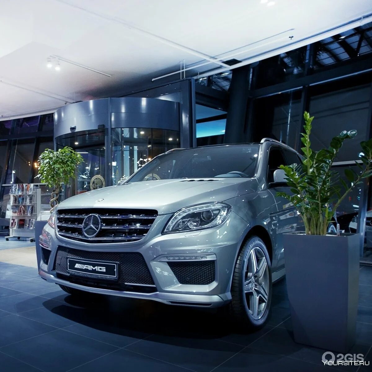 Купить мерседес в москве у официального дилера. Mercedes Benz avilon. Мерседес Бенц Авилон Волгоградский. Авилон Москва Мерседес Бенц. Авилон Мерседес Волгоградский проспект.