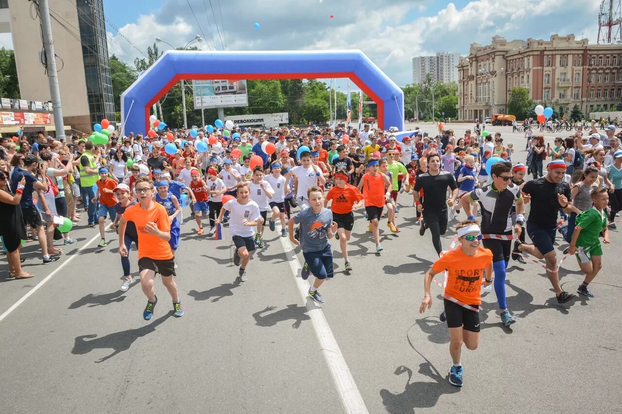 Спортивно массовые мероприятия. Спортивные мероприятия. Массовый спорт. Массовые физкультурно-спортивные мероприятия. Май спортивные мероприятия