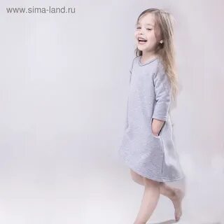 Девочка в сером платьице