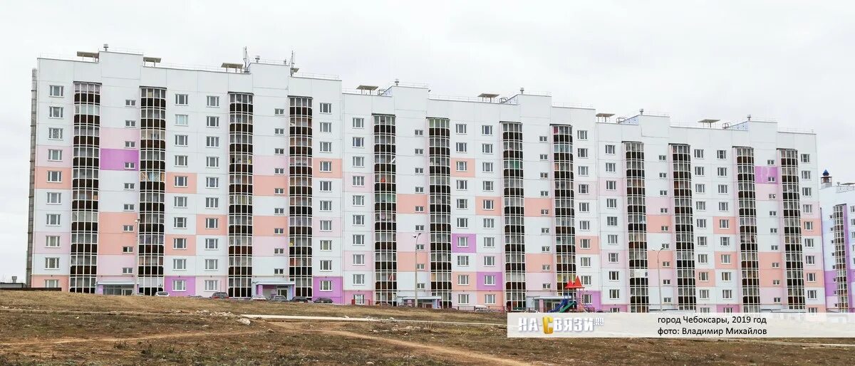 Дементьева 19 чебоксары фото Двор дома ул. Дементьева 2к2 Август 2017 года