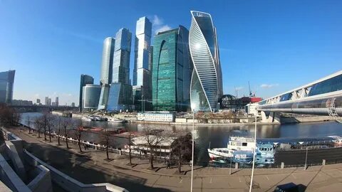 Д е москва