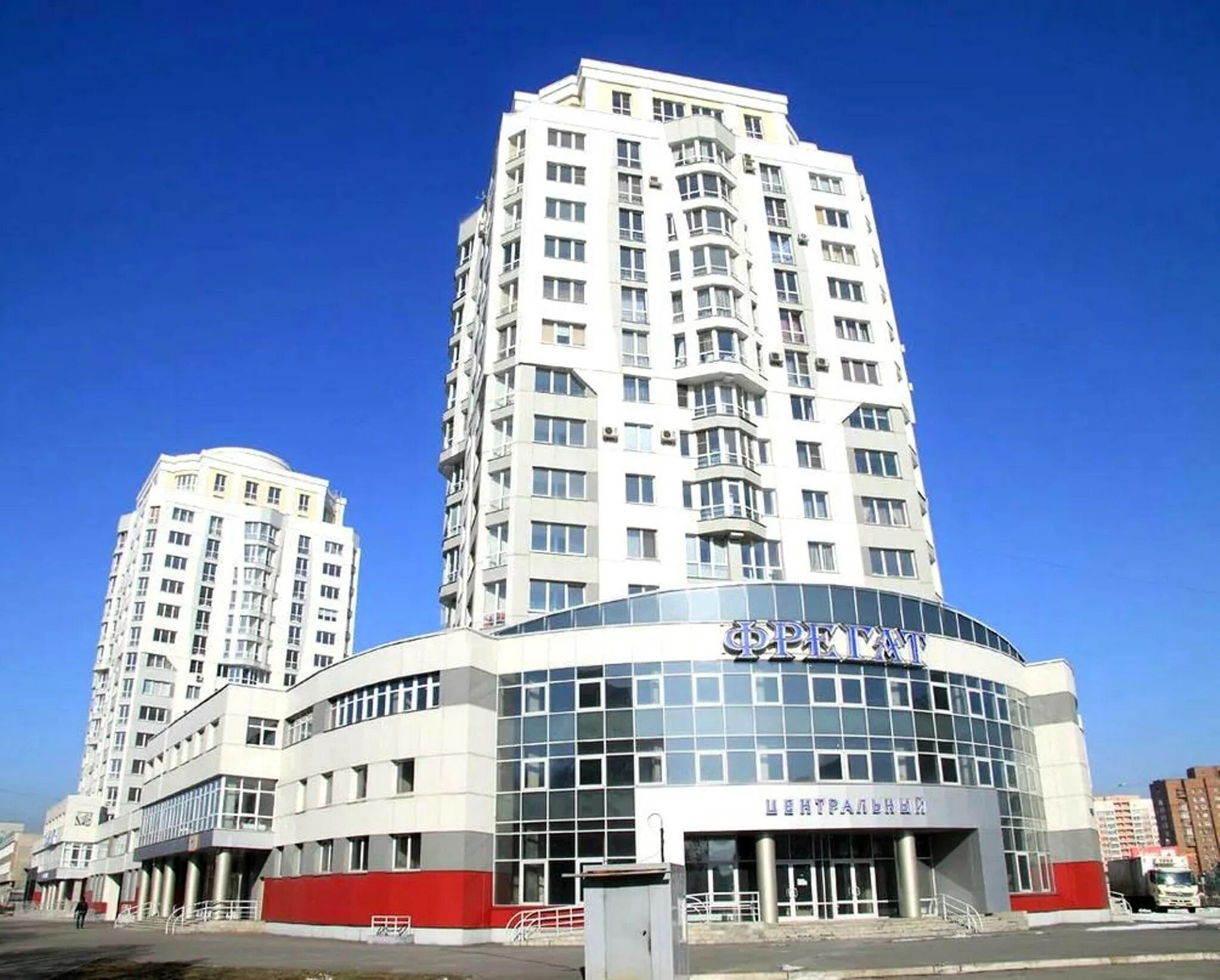 Кузнецкстроевский проспект 9