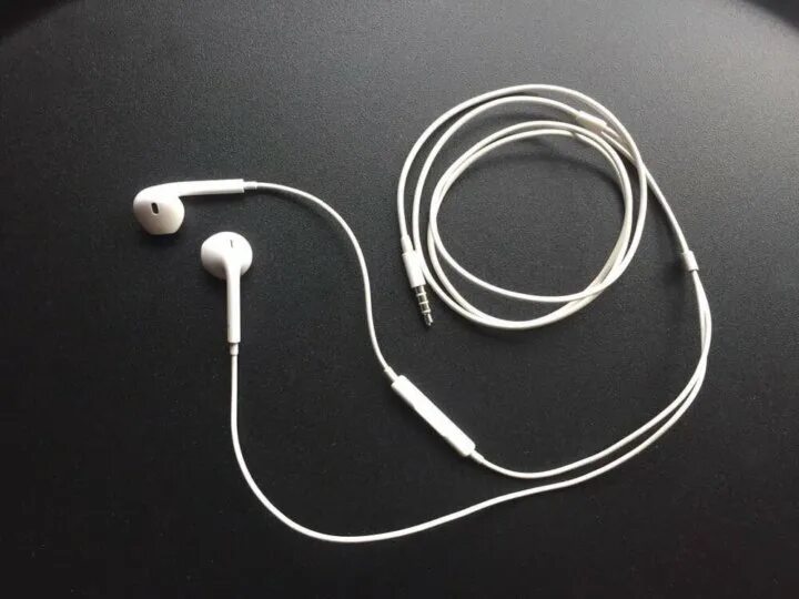 Наушники Apple Earpods 3.5мм. Наушники Apple проводные 3.5 оригинал. Проводная гарнитура Apple Earpods (3.5 mm) белый. Earpods iphone 4. Проводные наушники для айфона 15