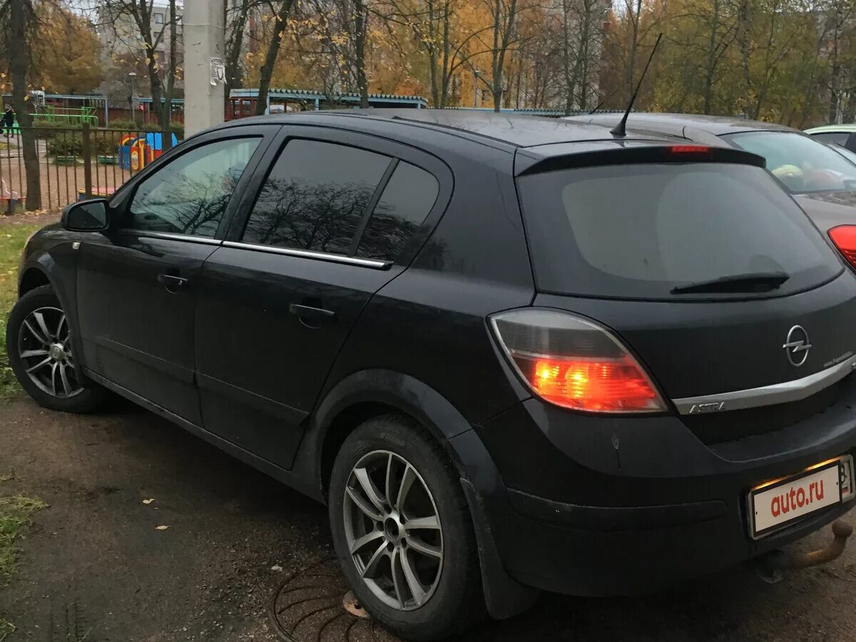 Opel astra черный