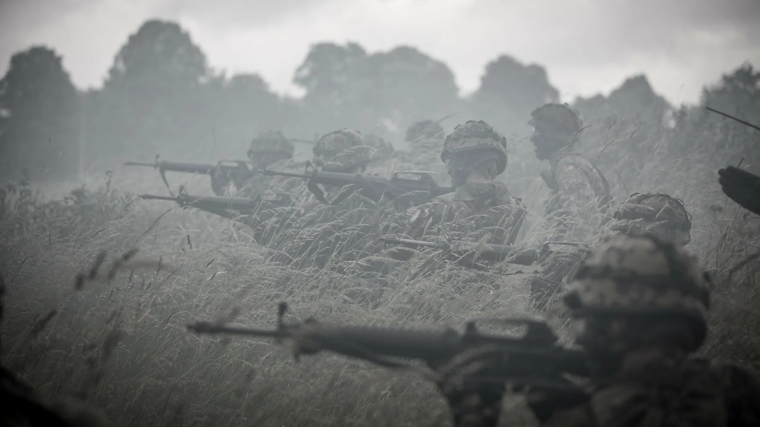 Военный фон. Фон армия. Военный фон для фотошопа. Туман про войну хорошее качество