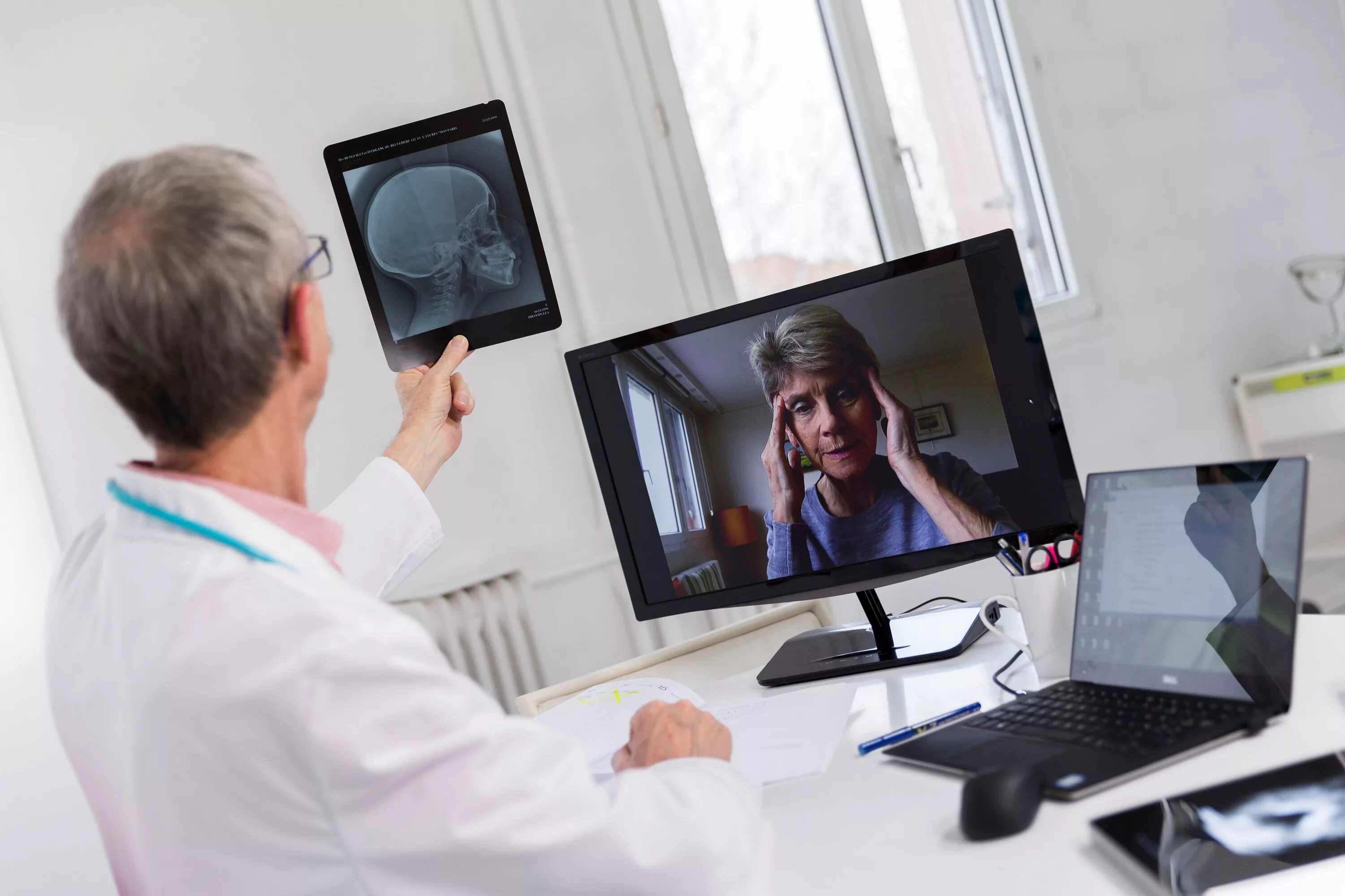 телемедицина в россии. телемедицинские системы медицинские. видеоконференции в медицине. телемедицина. телемедицина в россии.