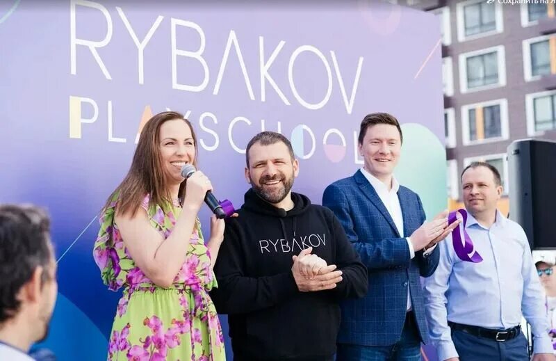 Хобби или способ стать популярнее? Миллиардер Игорь Рыбаков о том, почему стал е