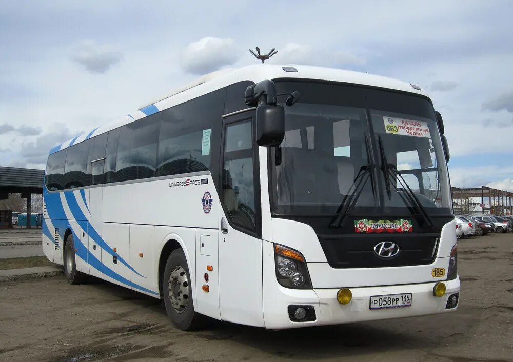Автобус татарстан набережные челны. Hyundai universe space luxury казань уфа. hyundai universe luxury. автобус челны казань. автобус 1185.