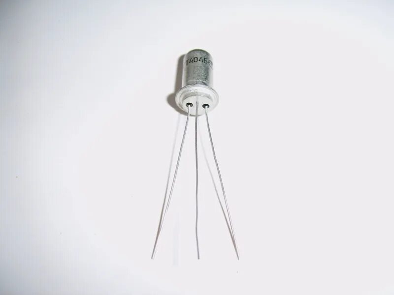 Усилитель на гт402 гт404. Транзистор гт403а. Гт 402 404. Гт402 гт404 генератор. Гт404.