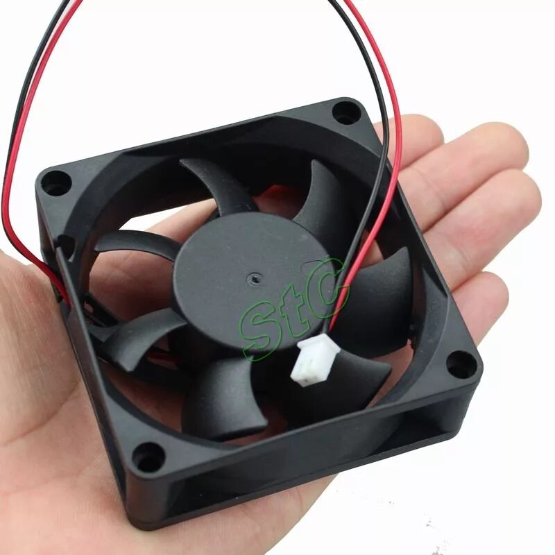 Кулер 70 70. Вентилятор Brushless DC Fan 12v 70x70x25 0.16а. Вентилятор DC Brushless Fan улиткой. Кулер 70х70 2 пин 12v. Gdstime gdt12025b.