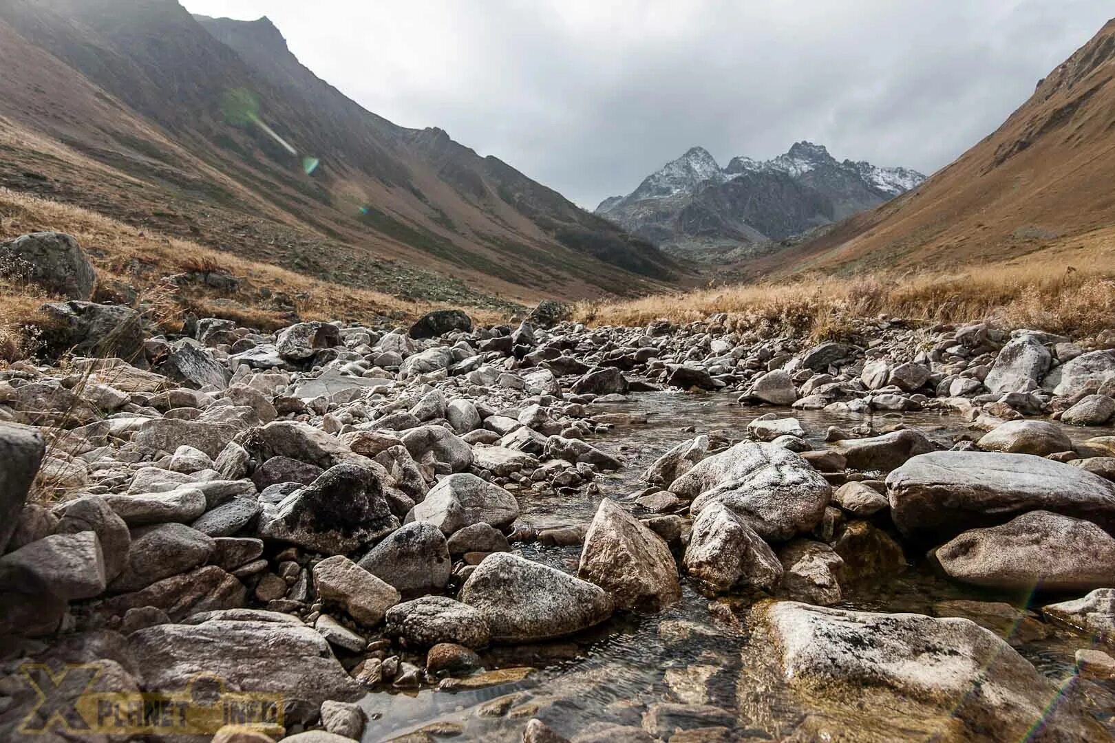 мухинское озеро теберда. мухинское ущелье. мухинское ущелье в теберде. карачаево черкессия мухинское ущелье. озеро шобайдак мухинское ущелье.