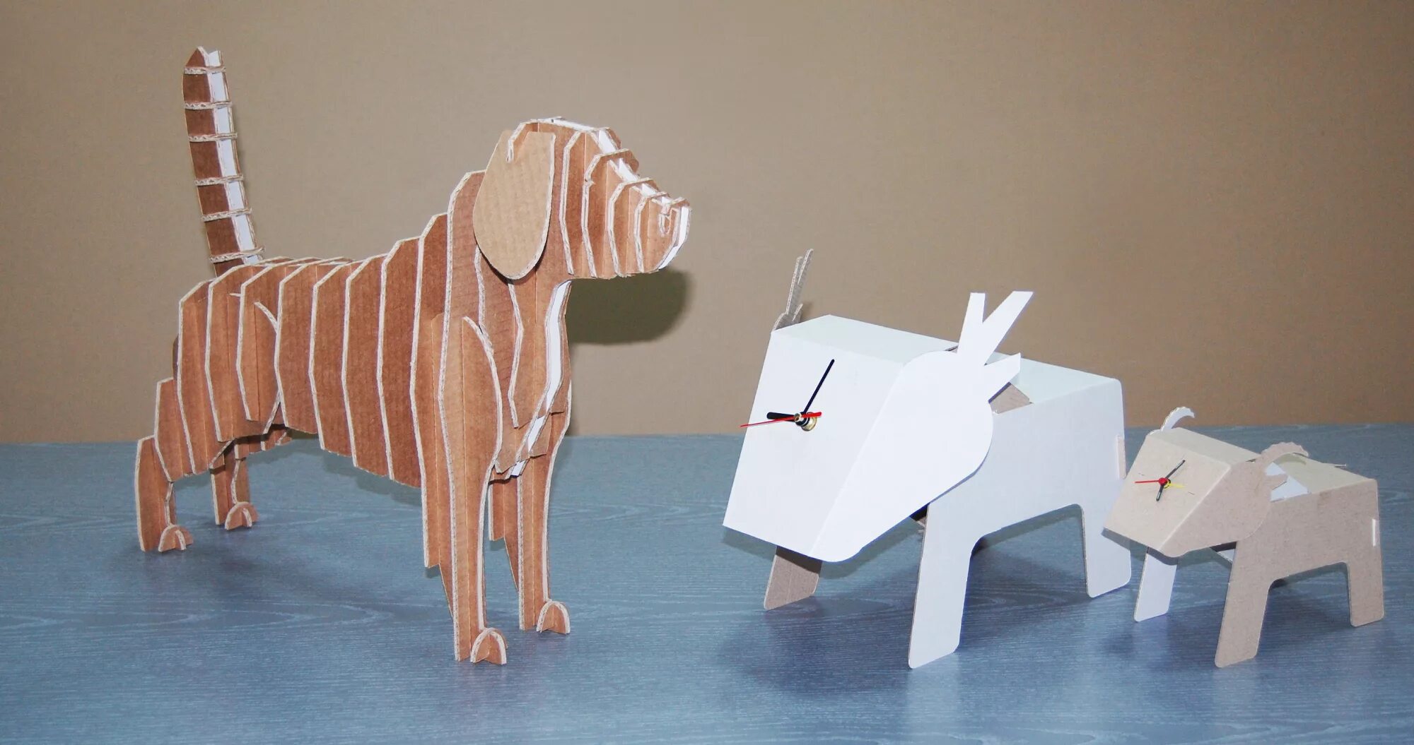 Бультерьер пеперкрафт. Паперкрафт джек рассел. Паперкрафт бассет хаунд. Собака из бумаги. Как сделать объемную собаку.