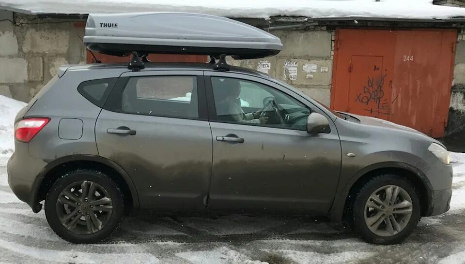 Багажник на крышу nissan qashqai j11. Nissan qashqai j11 багажник. Поперечины на логан 2 без рейлингов. Ke7304e510 багажник на крышу алюминиевый j11. Автобокс на ниссан кашкай j10.