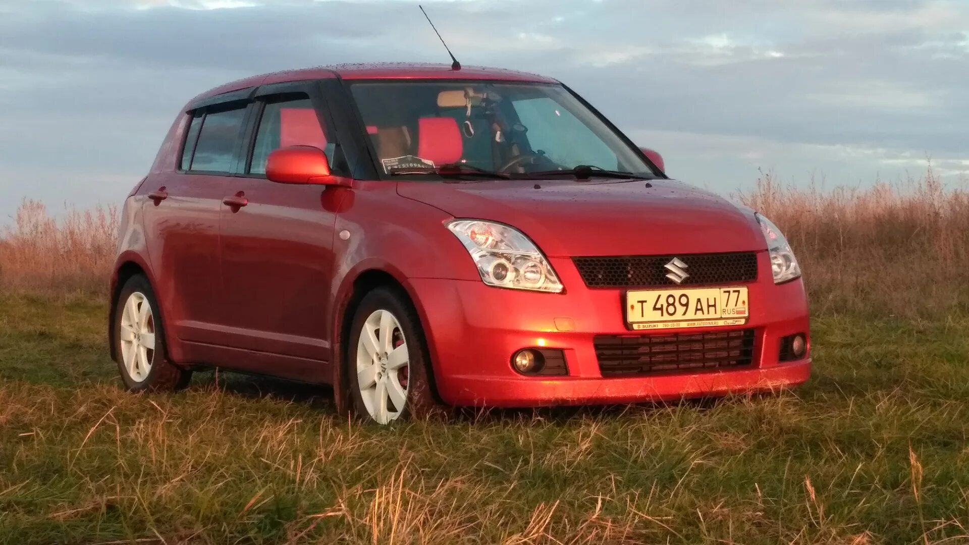 Suzuki swift 2005. Сузуки свифт 1. Suzuki swift 4. Сузуки свифт в новосибирске. Сузуки свифт в новосибирске.