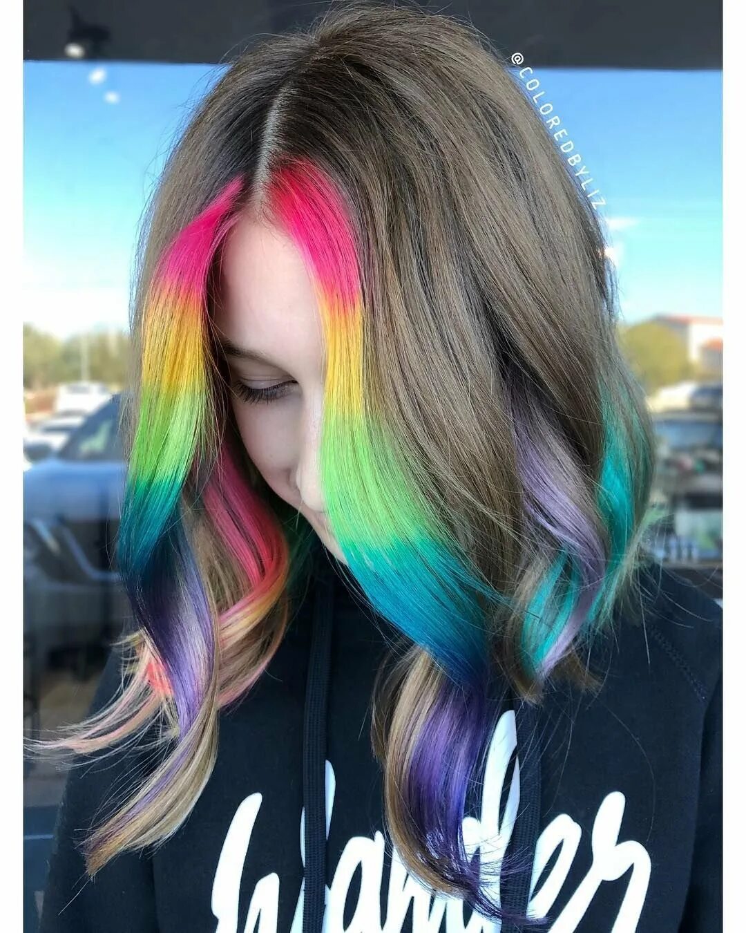 Радужные волосы. Разноцветное окрашивание волос. Разноцветные пряди. Радужная прядь волос. Порядки цветные