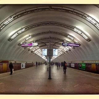 Метро садовая