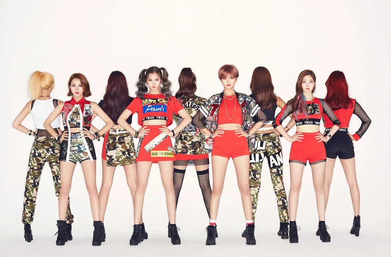 Цвет k pop. Группа twice 2012. к-поп группы женские twice. кей поп группы женские твайс. герлз бэнд kpop.