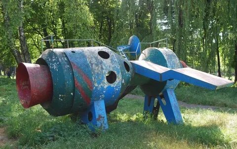 Старые детские площадки