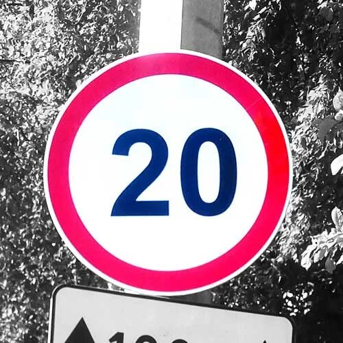 Знак 20 км. Ограничение 20 км в час знак. Знак 20 ограничение скорости 3.24. 3.24 20км/ч "ограничение максимальной скорости".