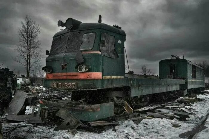 Secret base in the Siberia with Abandoned Trains ⋆ Russian Urban Exploration Заб