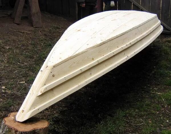 Плоскодонка своими руками. Лодка Сириус 6 1,6 плоскодонка. Лодка деревянная плоскодонка 3500. Самодельная деревянная лодка. Лодка плоскодонка из дерева.