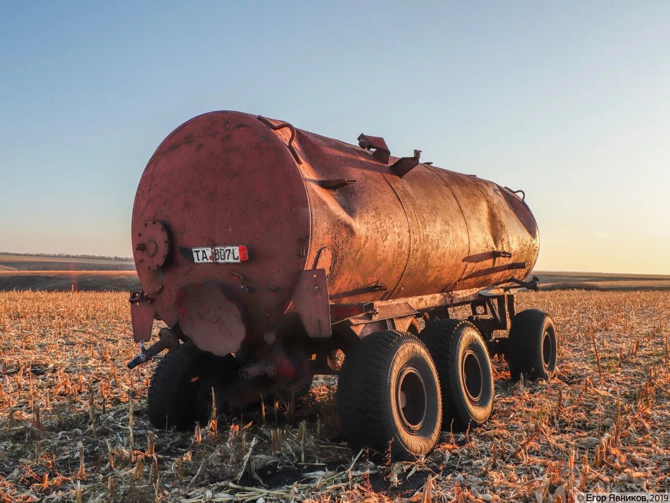 тракторные цистерны. цистерна прицепная для воды 1200 л. лкт-4в. м михневский. прицеп цистерна для воды 3.