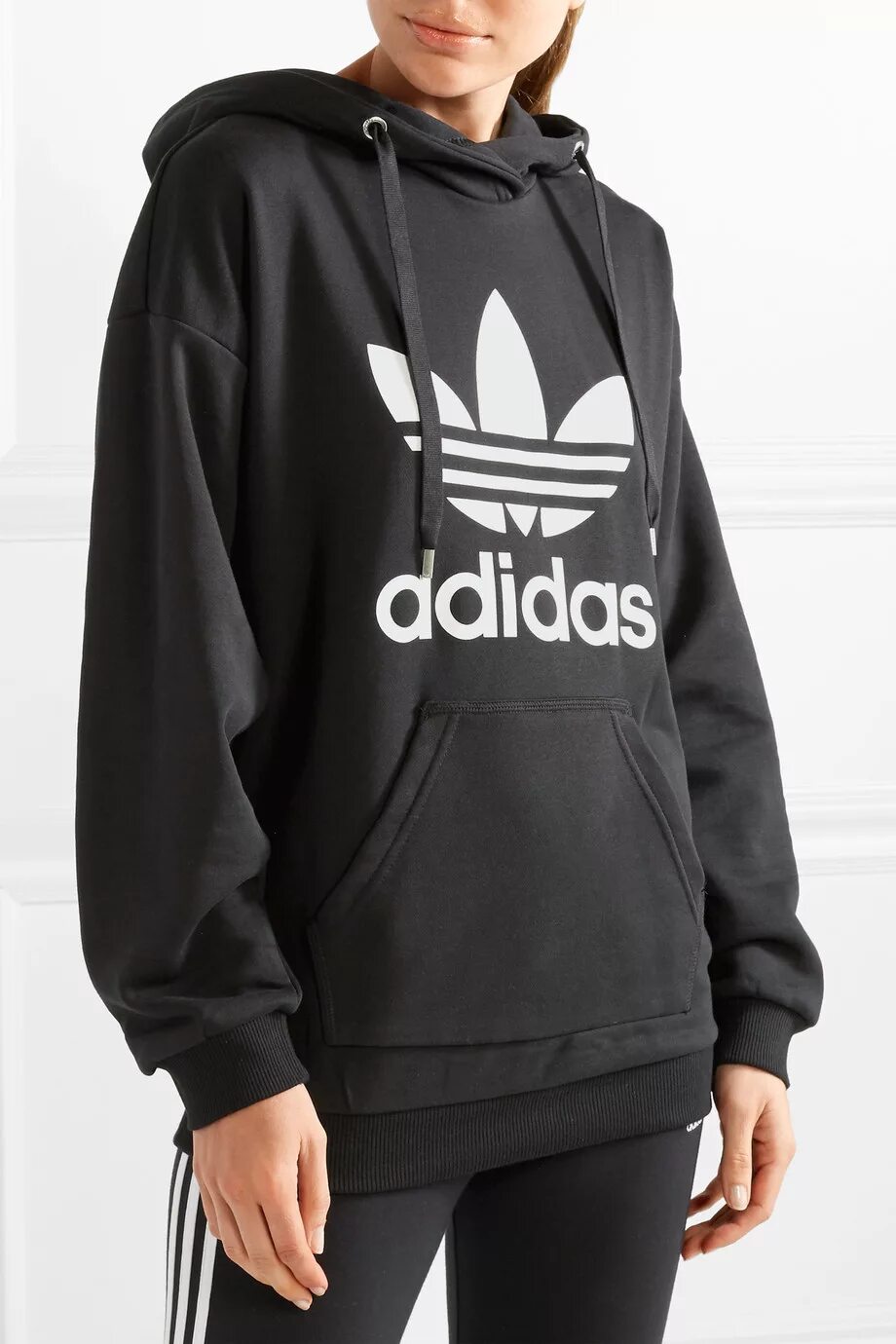 Худи адидас черная. Худи adidas Originals established 1972. Adidas кофта женская валберис. Чёрная кофта с капюшоном адидас. Балахоны женские