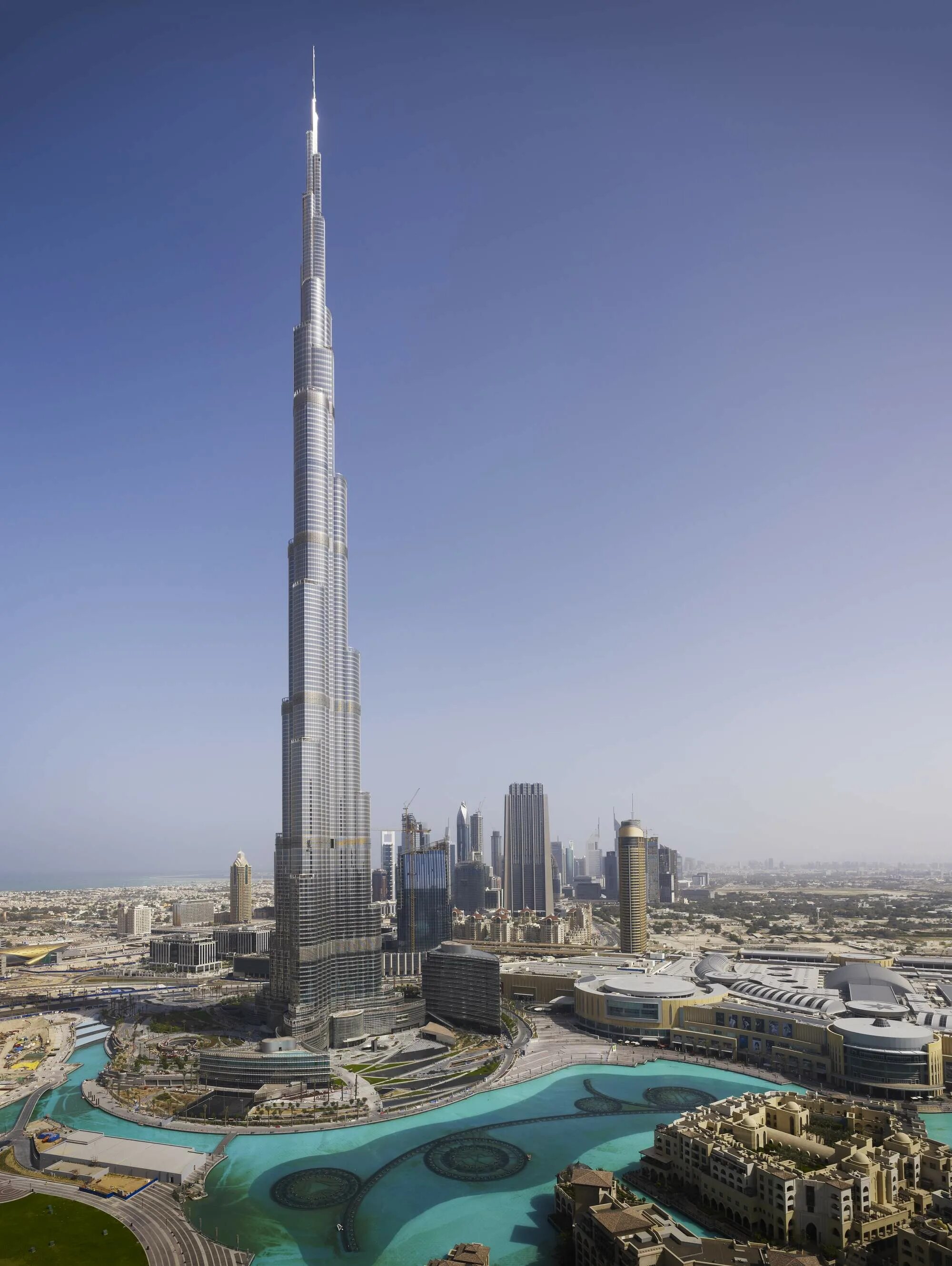 В каком городе находится самый высокий небоскреб. Башня Бурдж Халифа. Небоскрёб Бурдж-Халифа в Дубае. Дубай здание Бурдж Халифа. Дубаи башня бершхалтфа.