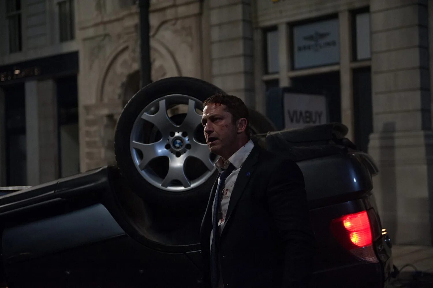 How has the fall. Падение лондона / london has fallen (2016). джерард батлер падение лондона.