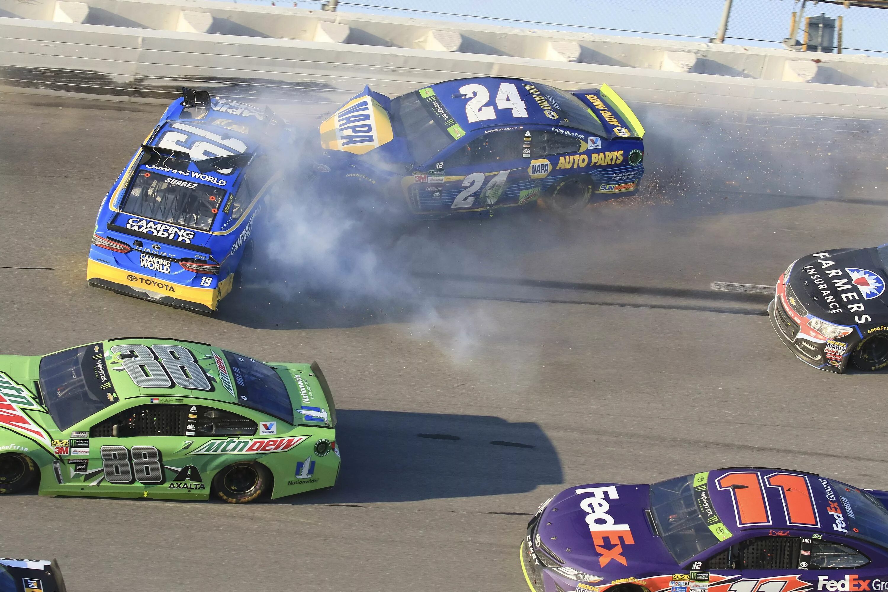 Racing articles