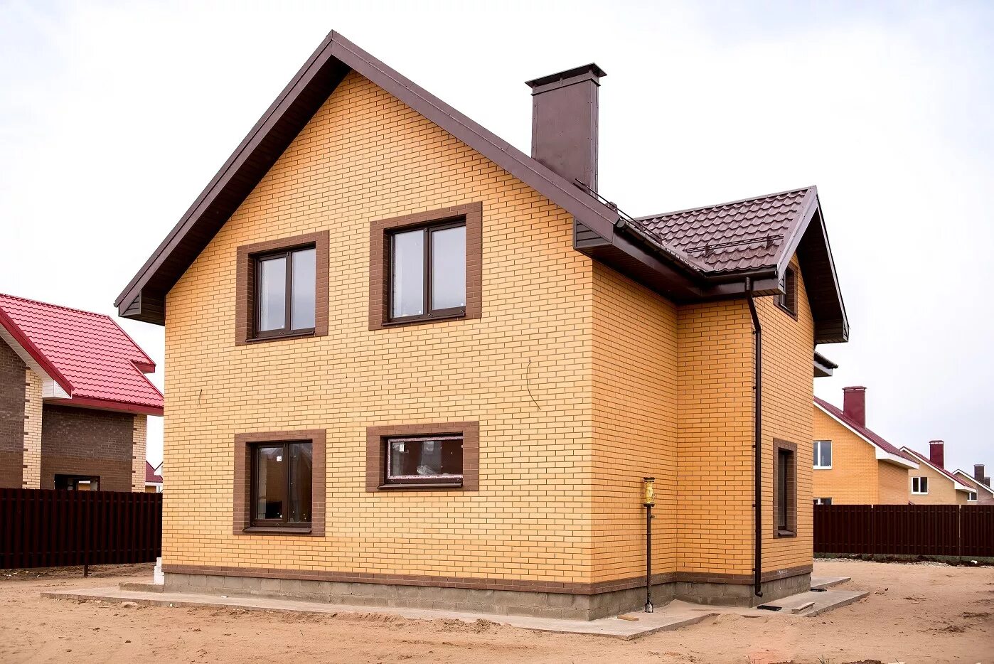 Готовые дома. Щитовой домик. Проекты деревянных домов. Каркасный дом под ключ. Бюджетный дом.