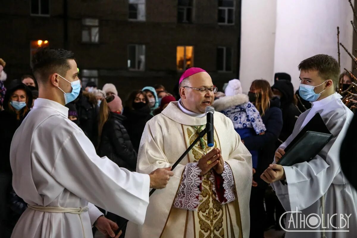 Католической вербное воскресенье 2020. Католик бай прямая трансляция. Католик бай прямая трансляция. Католик бай прямая трансляция. Белорусы католики.