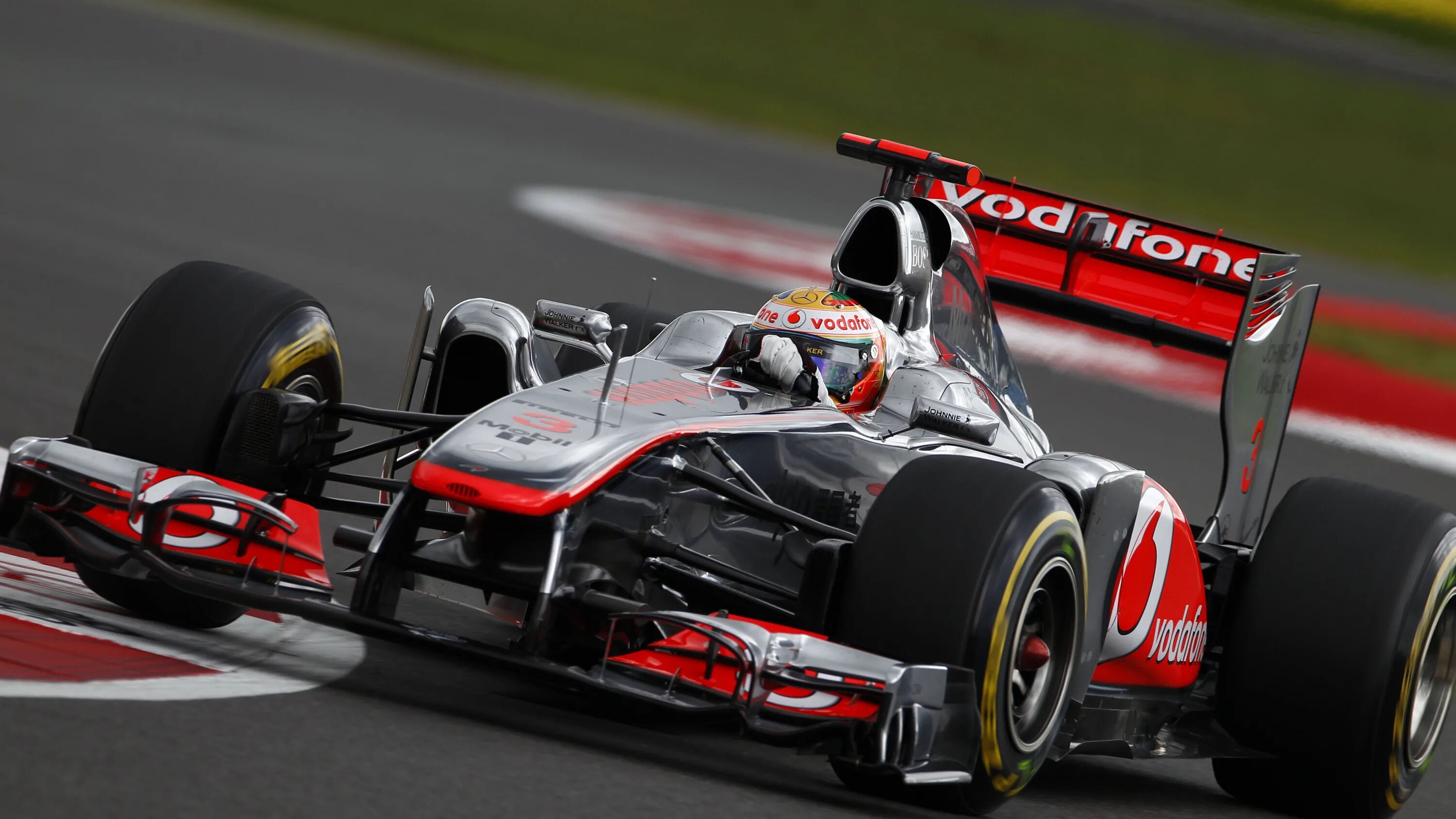 Формула 4 гонки. MCLAREN Formula 1. MCLAREN формула 1. Макларен гонки формула. Болид формулы 1 Макларен.