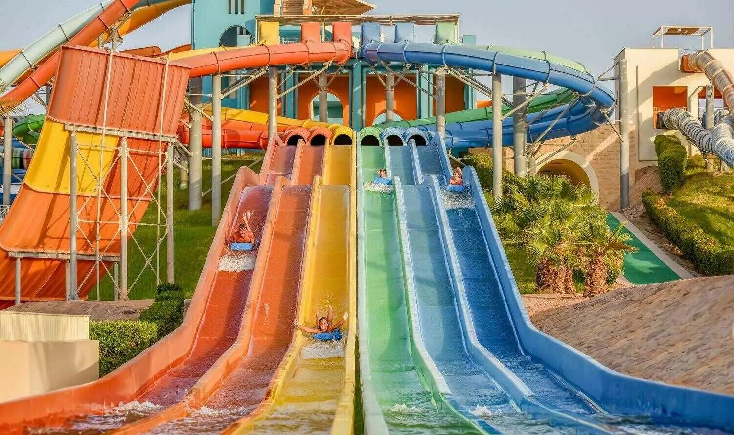 Jaz aquaviva makadi 5. Аквапарк Makadi Water World Aqua Park. Аквапарк в Египте Хургада. Аквапарк Makadi Aquaviva. Jaz Aquaviva 5 Хургада.