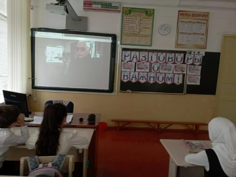 Избербаш школа № 10. 2 школа избербаш. Директор 10 школы избербаш. Детский сад 10 избербаш. 3 школа избербаш.