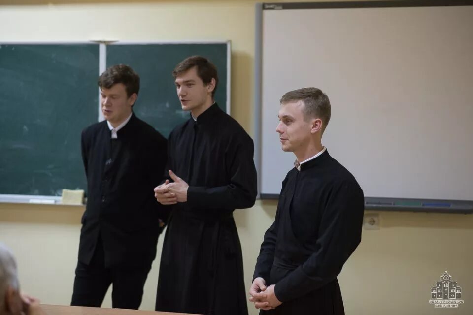 Хабаровская духовная семинария фото. Бурсаки духовное училище. Студент семинарии. Кушнарь александр александрович католическая семинария. Костромская духовная семинария в костроме.