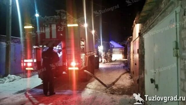 Пожар в Новочеркасске. Дым пожар. Кафе Снежинка Новочеркасск пожар. Новочеркасск сгорела