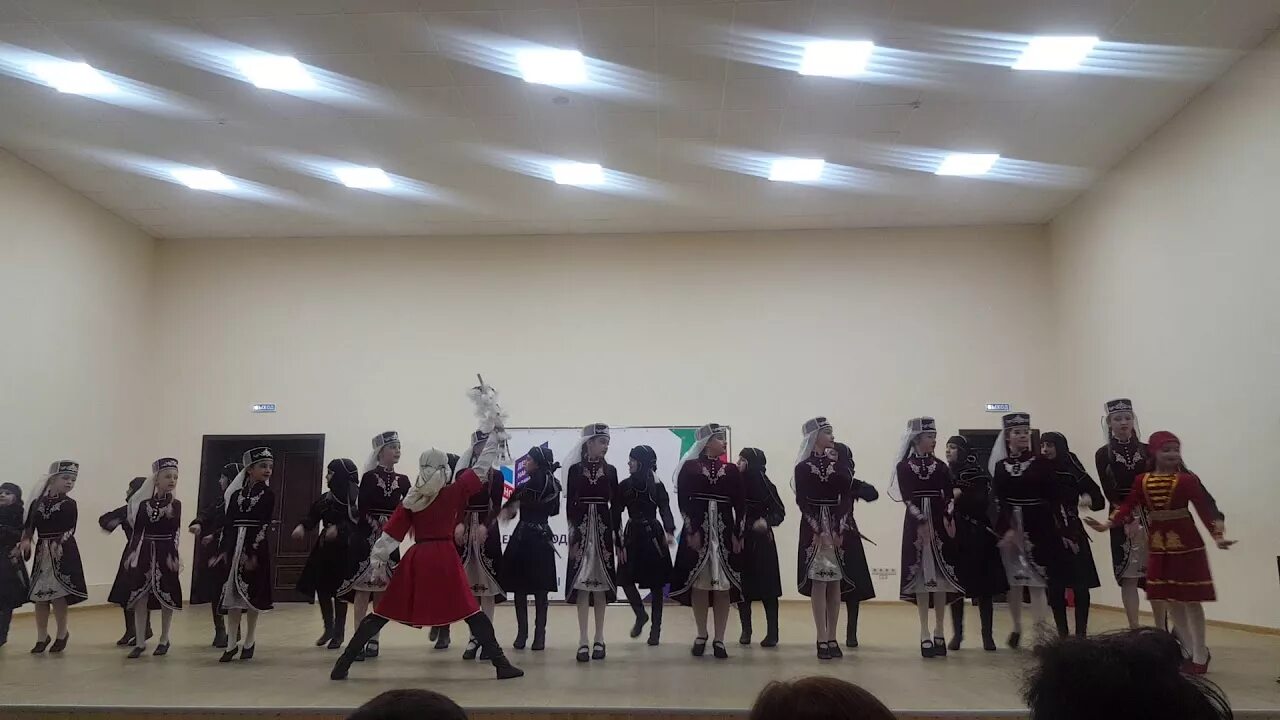 Убыхский танец. Убыхский танец танец. Удж ансамбль адыгея. Ансамбль синдика. Ансамбль синдика майкоп.