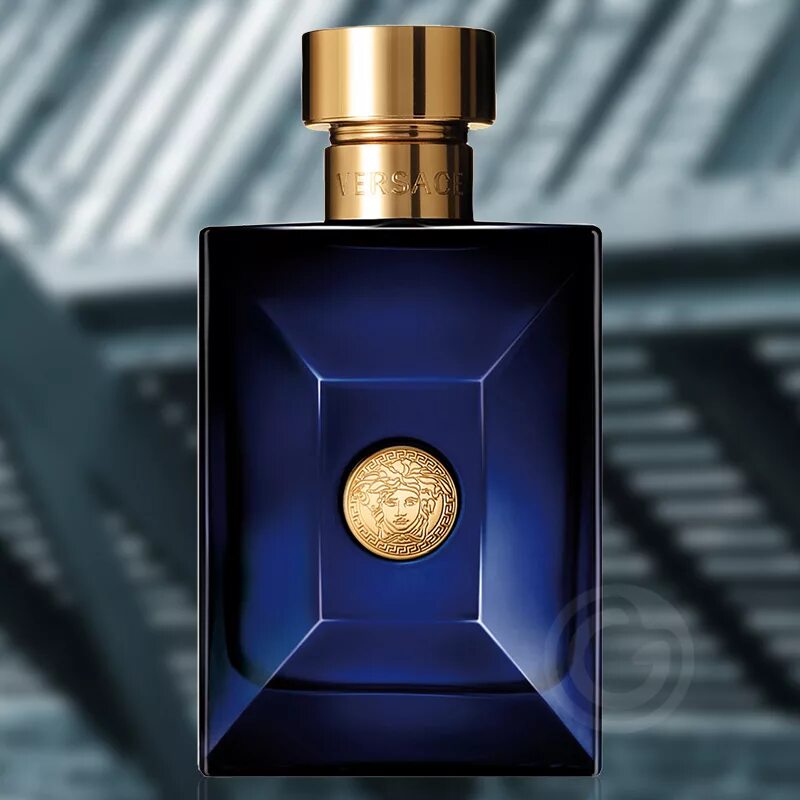 Dylan blue мужские. Versace pour homme Dylan Blue. Парфюм Versace Dylan Blue. Versace homme pour Blue. Versace pour homme Dylan Blue Versace.