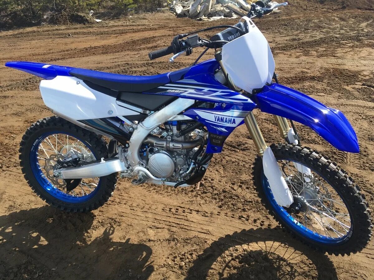 Купить кроссовый 250 кубов. Yamaha YZ 250. Yamaha yz250 кросс. Yamaha 250 кросс. Yamaha yz250f 2018.