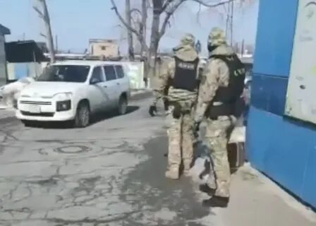 Омон едет